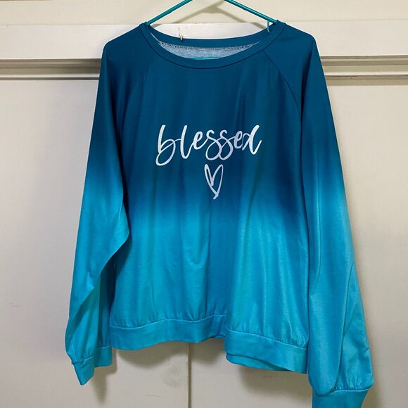 Beautiful deep blue to turquoise sweatshirt w/blessed & heart, size 3XL - Picture 1 of 9